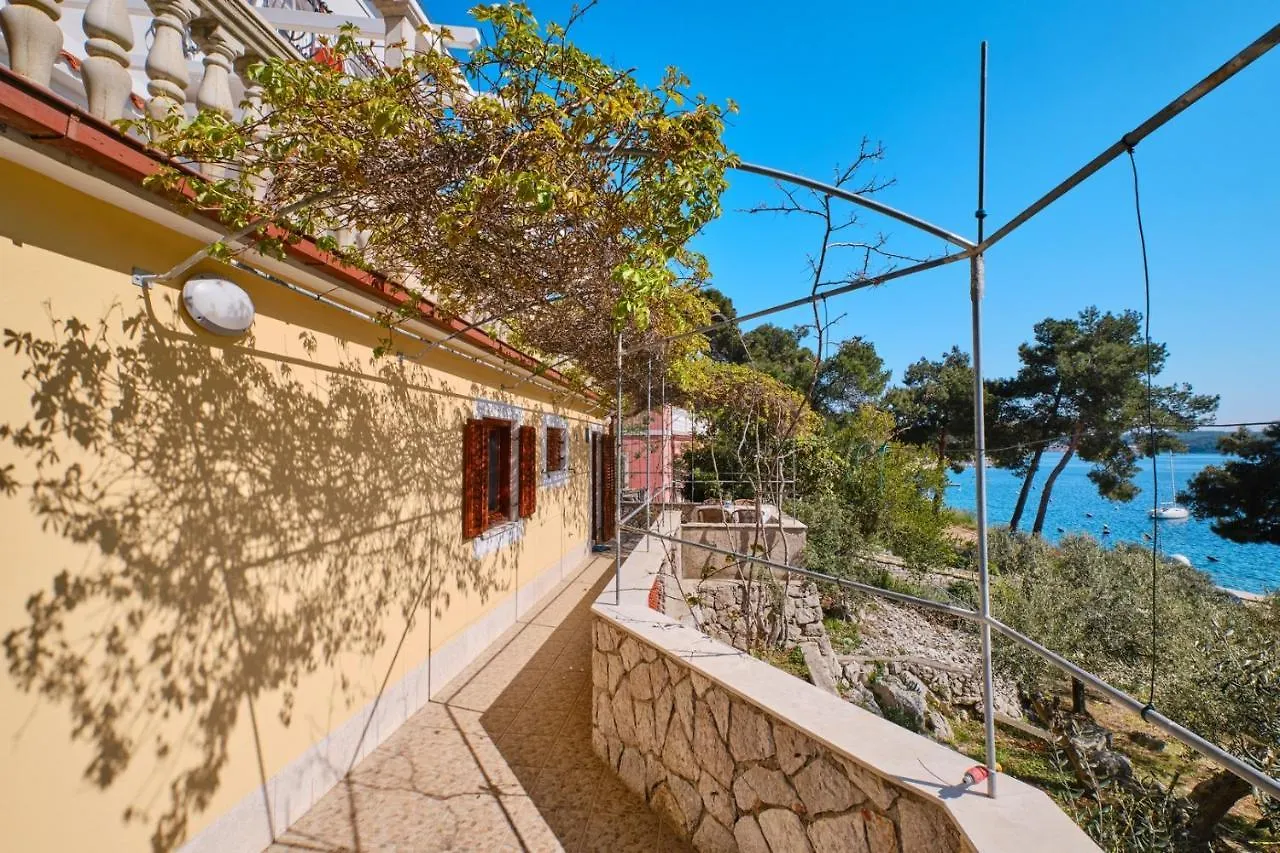 House Katarina With Sea View And Berth Apartment Mali Losinj