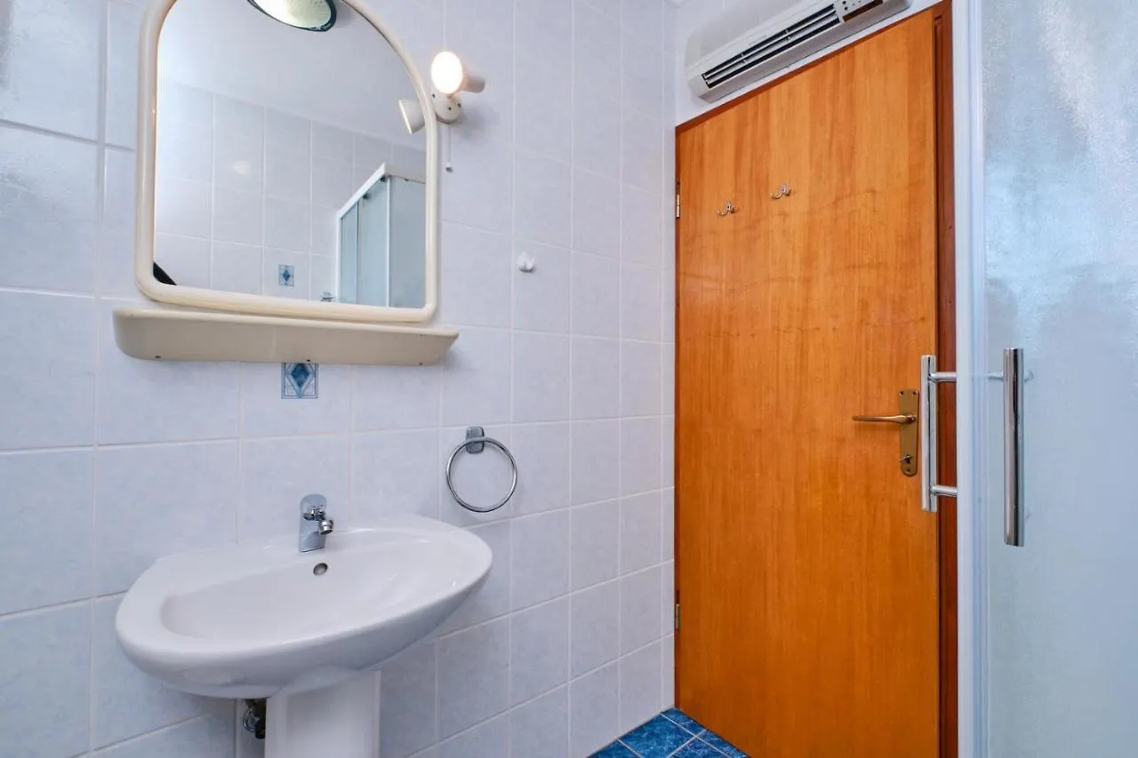 House Katarina With Sea View And Berth Apartment Mali Losinj 0*,