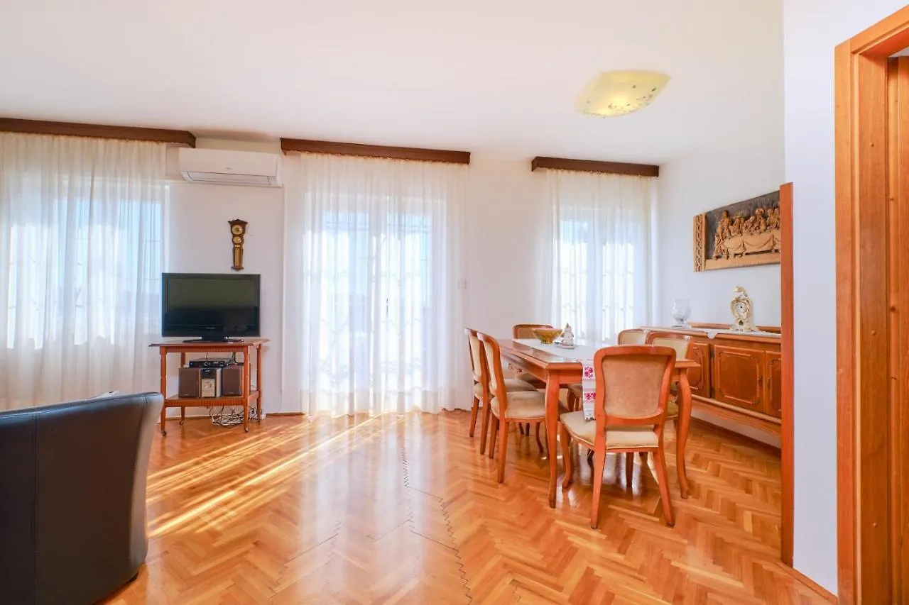 House Katarina With Sea View And Berth Apartment Mali Losinj