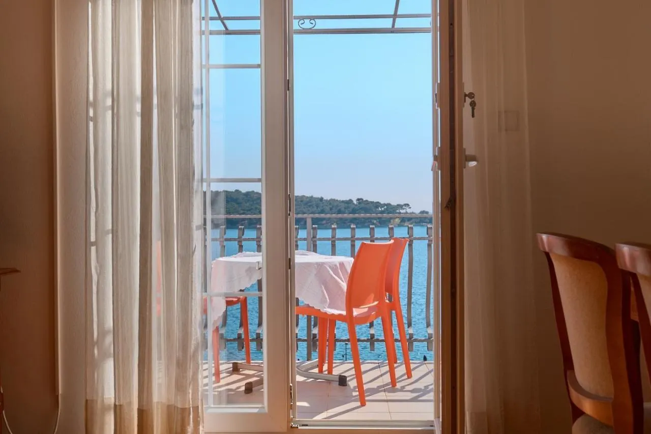 House Katarina With Sea View And Berth Apartment Mali Losinj