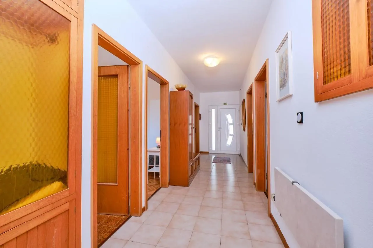 House Katarina With Sea View And Berth Apartment Mali Losinj