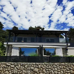  Apartment Poljana